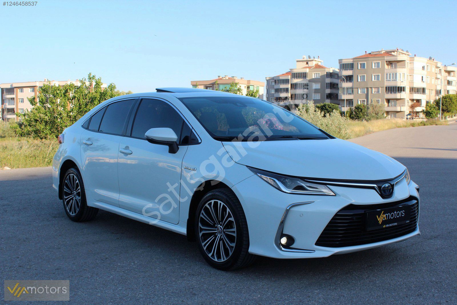 HATASIZ TOYOTA COROLLA 1.8 HYBRİD PASSİON X-PACK 44.000 KM