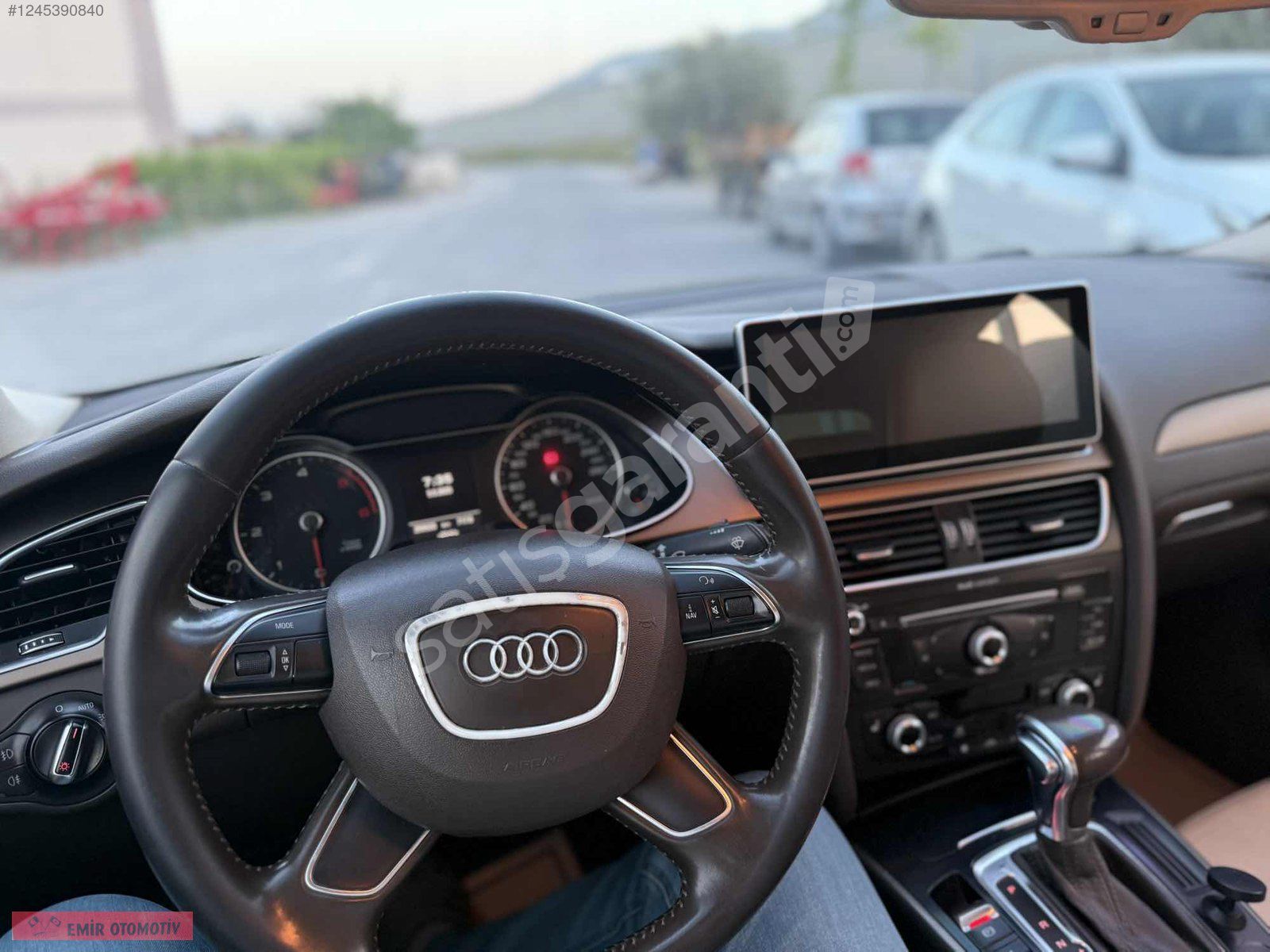 DEĞİŞENSİZ AUDİ A4 SUNROOFLU
