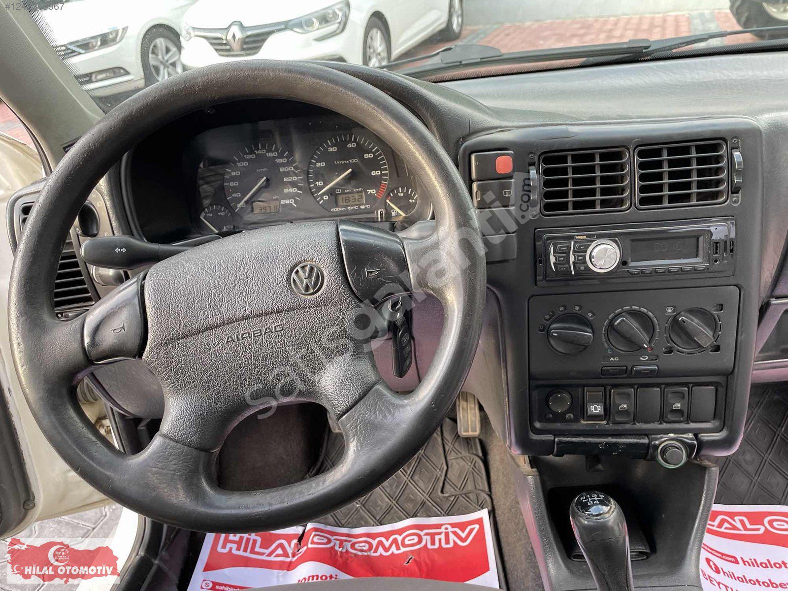 POLO CLASSİC 100 HP FULL ÇİFT AIRBAĞ KLİMA ABS FREN