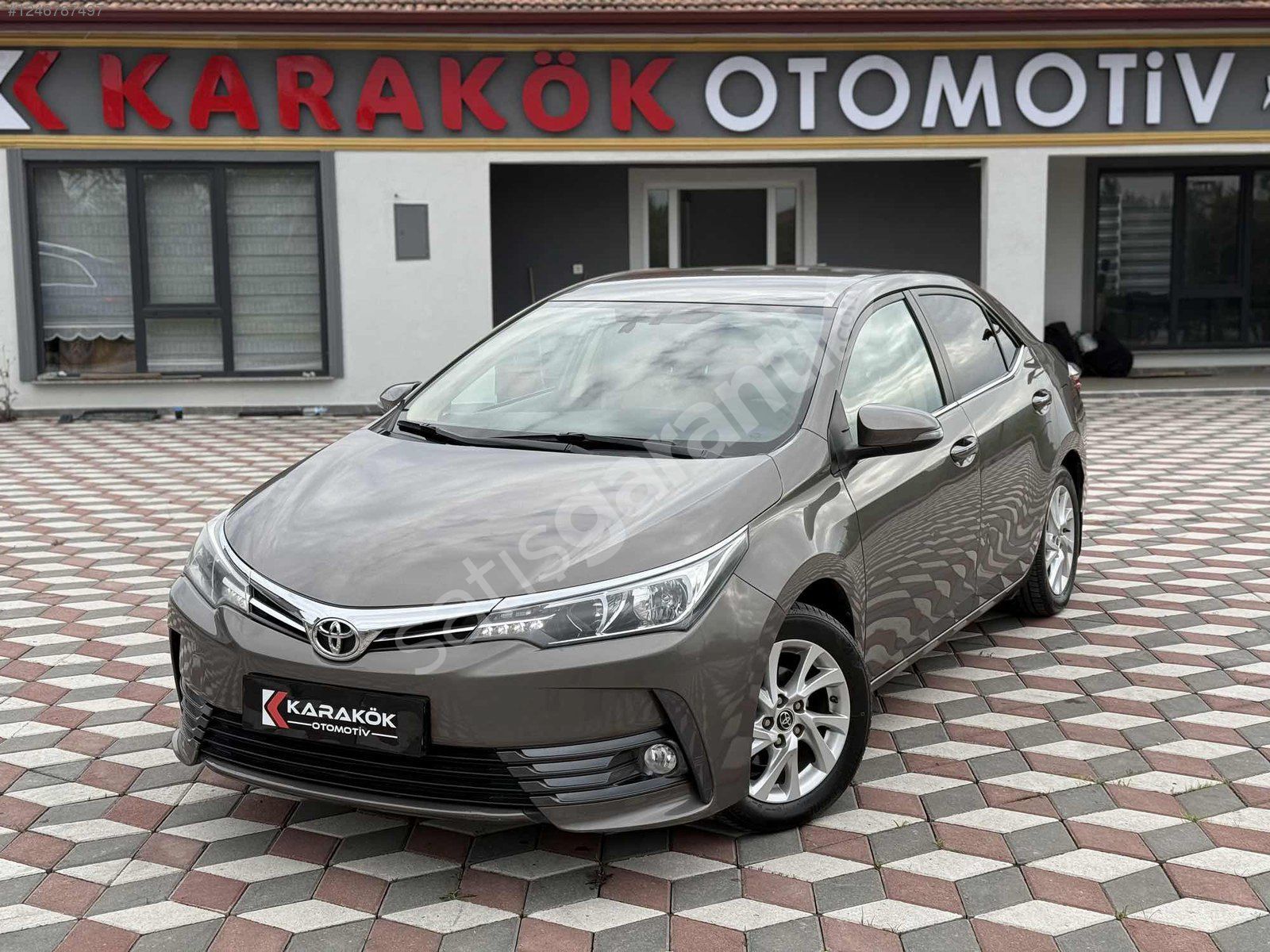 -KARAKÖK-HATASIZ BOYASIZ TRAMERSİZ LANSMAN RENK ADVANCE COROLLA