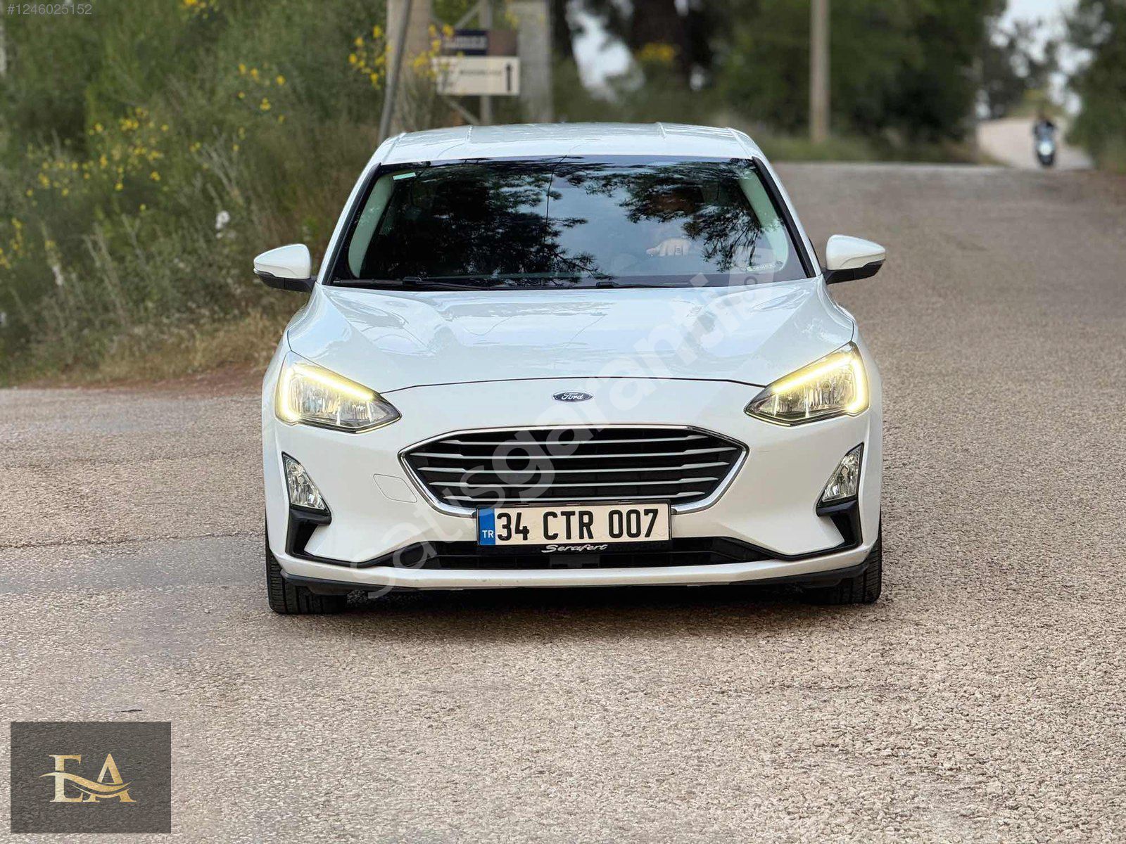 EMİN AYIK OTOMOTİV BOYASIZ FOCUS TREND X