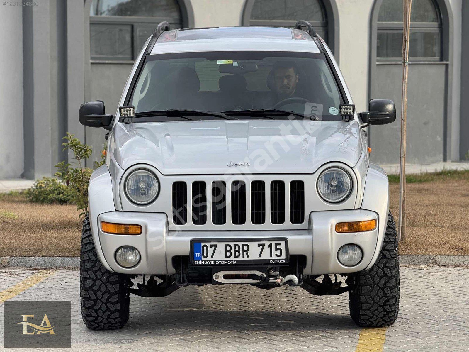 EMİN AYIK OTOMOTİV DEN JEEP CHEROKEE