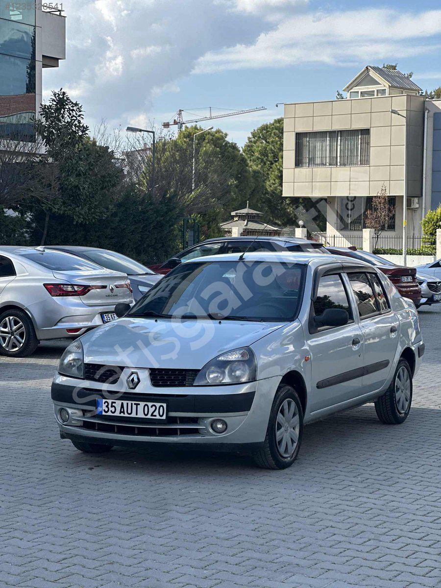 2003 CLİO 1.5 DCİ KLİMALI TÜM KREDİ KARTLARINA 12 TAKSİT