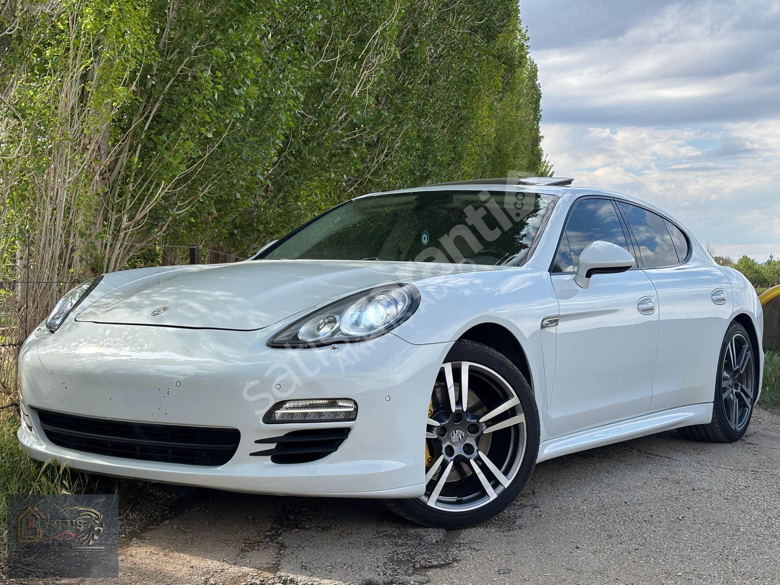 AKKUŞ AUTO'dan PORCHE PANAMERA 3.0 DİESEL