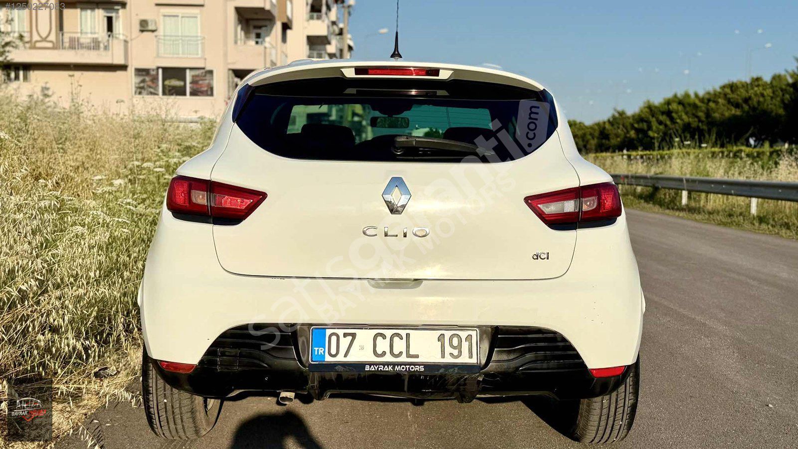 BAYRAK MOTORS RENAULT CLIO 1.5 DCİ JOY 132.000 km
