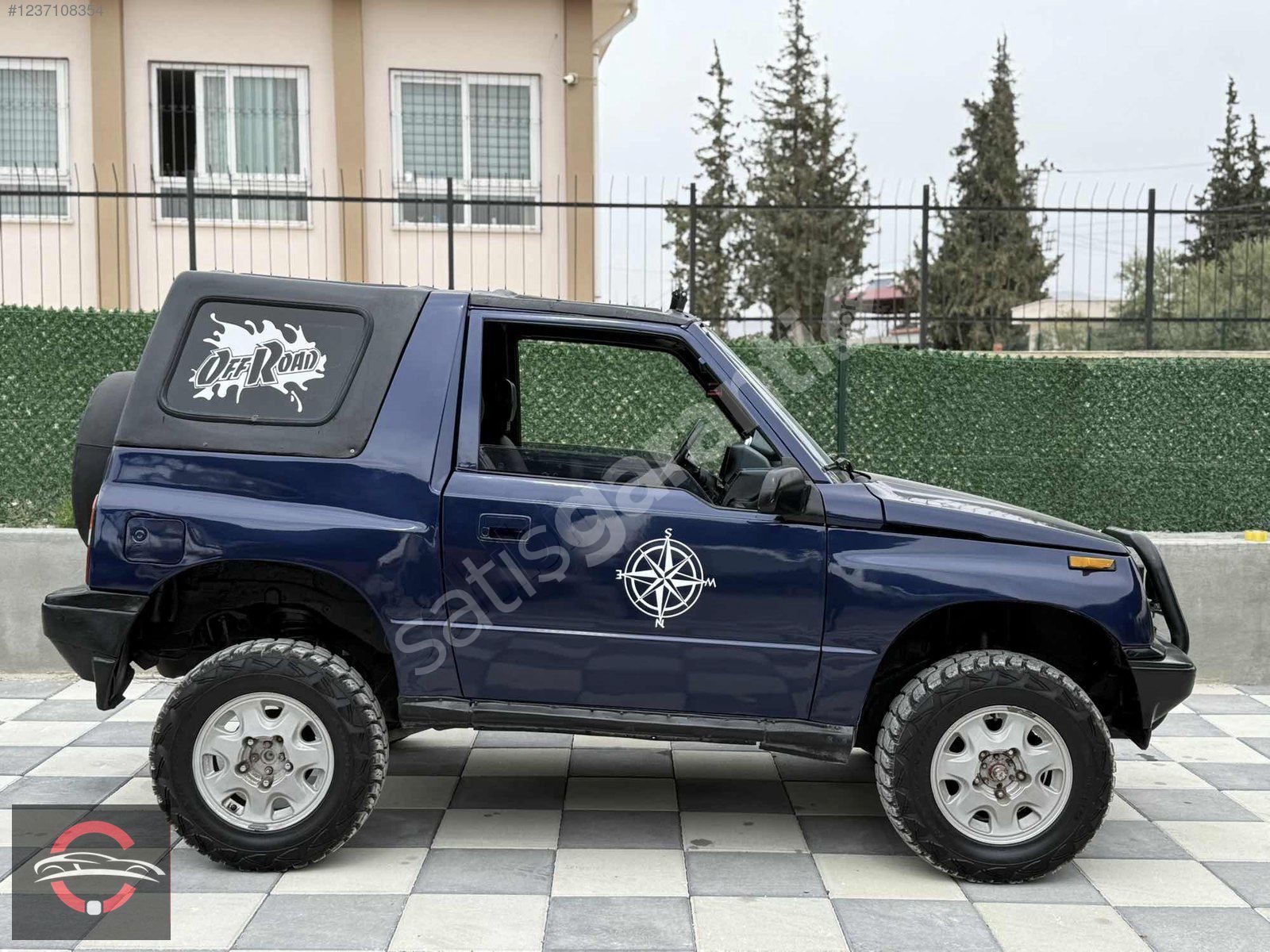 Çelik Otomotiv'den 1992 Model 1.6 JLX Tertemiz 4X4 Suzuki Vitara