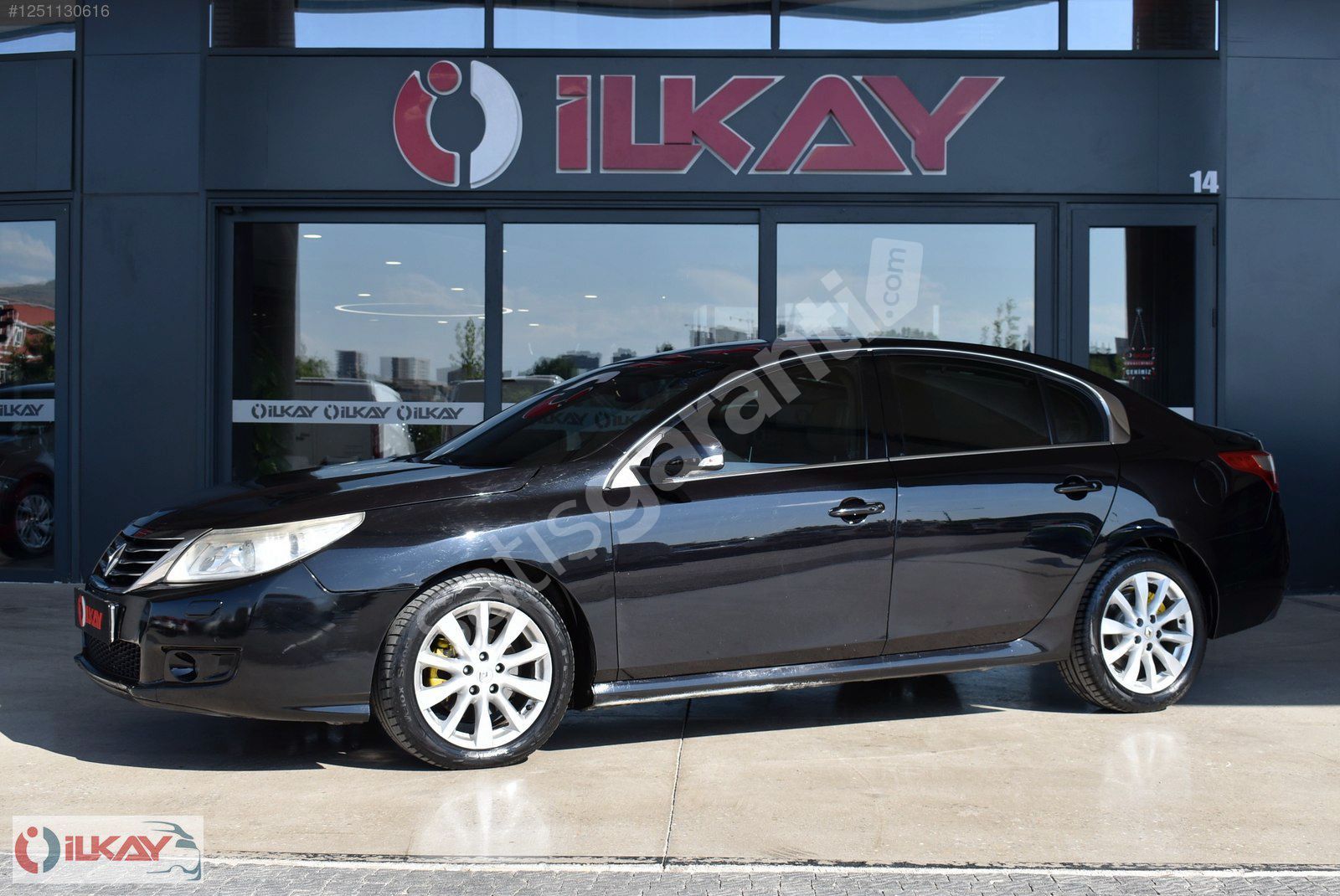 İLKAY OTO'DAN 2012 RENAULT 1.5 dCİ 110 BG EXECUTİVE 228,000 KM