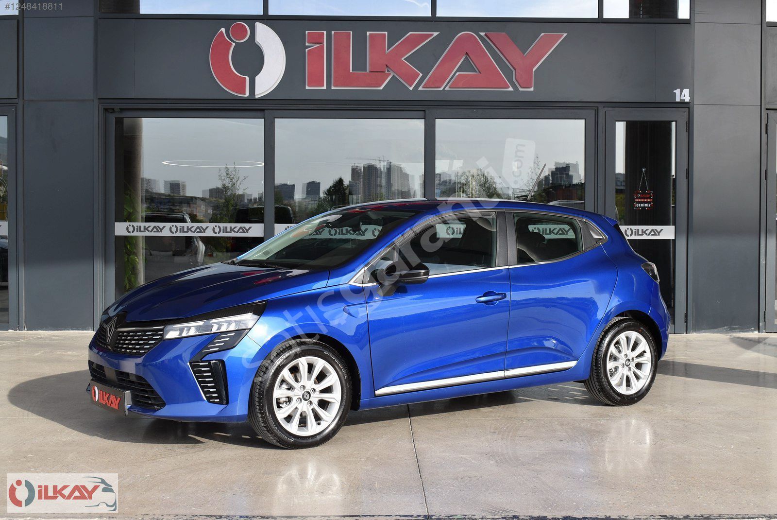 İLKAY OTO'DAN 2024 RENAULT CLİO 1.0 TCe 90 BG HATASIZ 13,000 KM