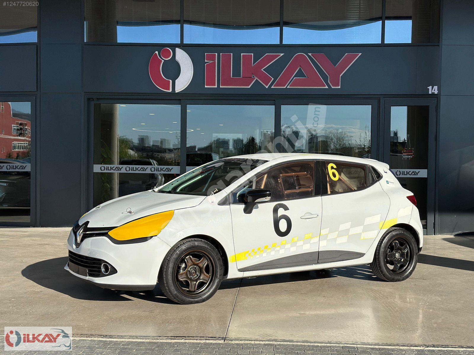 İLKAY OTO'DAN 2015 RENAULT CLİO 1.5 dCİ 90 BG TOUCH
