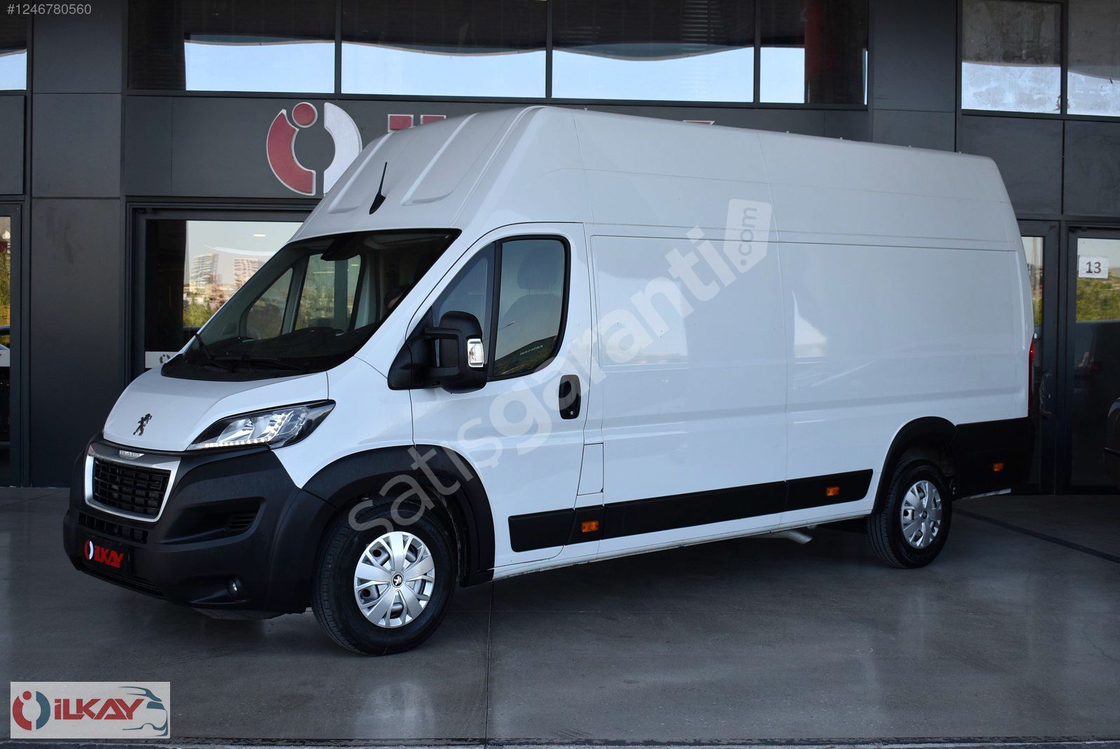 İLKAY OTO'DAN 2024 PEUGEOT BOXER 17 m3 HATASIZ 38,000 KM %20 F
