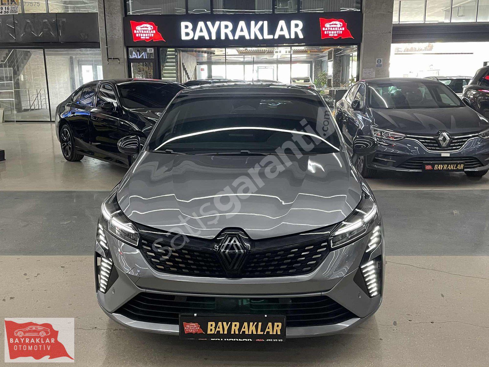 BAYRAKLAR'DAN 2024 CLİO TECHNO ESPRİT ALPİNE GSR2 BOYASIZ