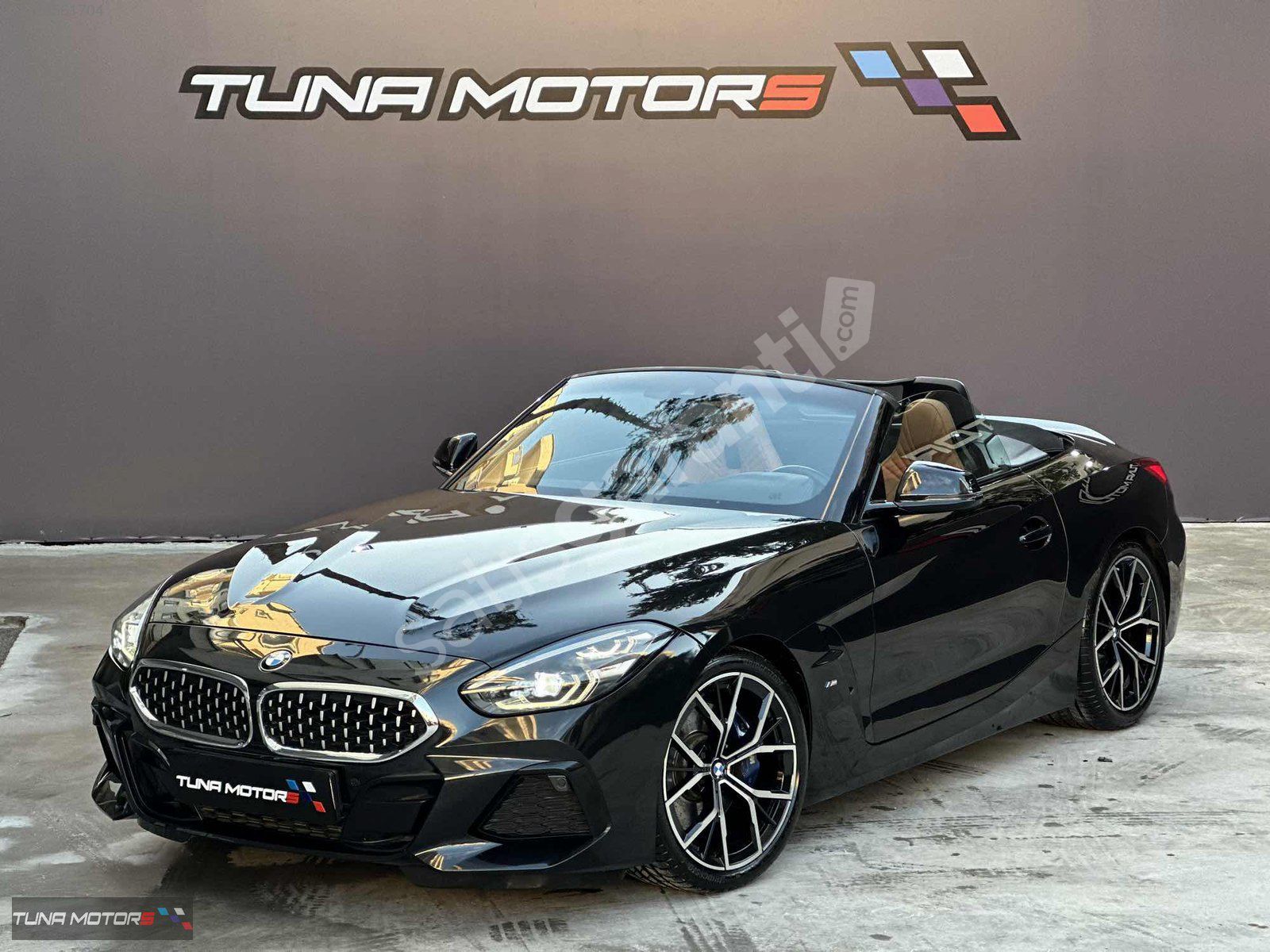''TUNA MOTORS'' 1 parça lokal boyalı değişensiz servis bakımlı