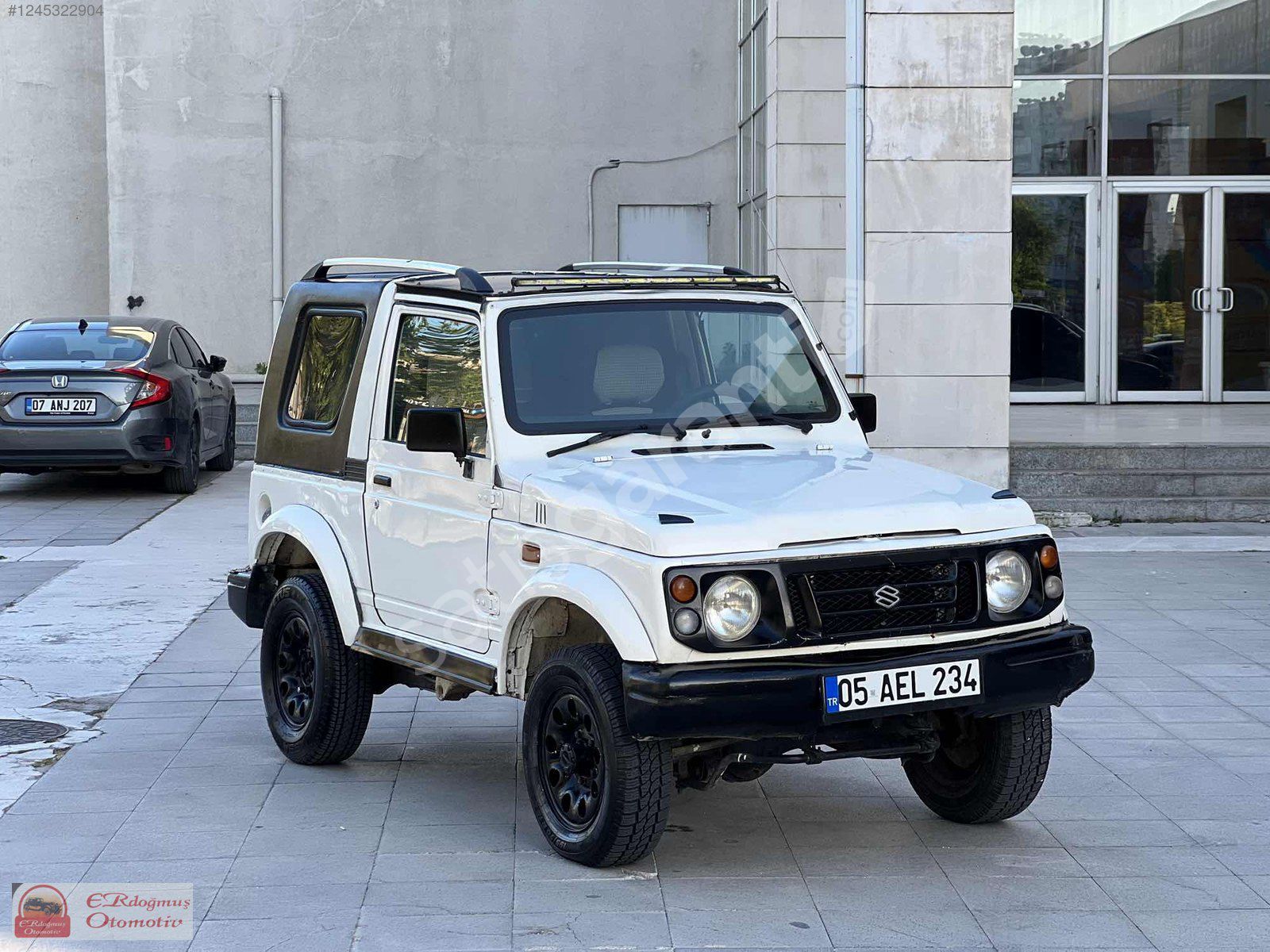 MOTORSİKLET VE ARAÇLA TAKAS OLUR SUZİKİ SAMURAİ 1.3 4x4