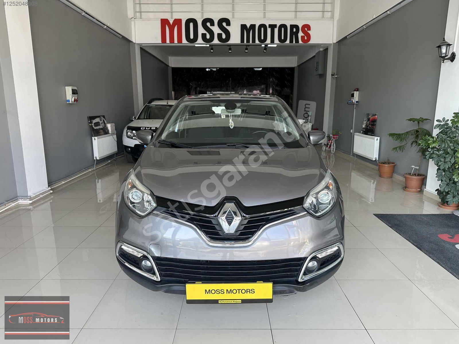 2014 MASRAFSIZ BAKIMLI 118 BİN KM OTOMATİK 2 BOYALI ICON CAPTUR
