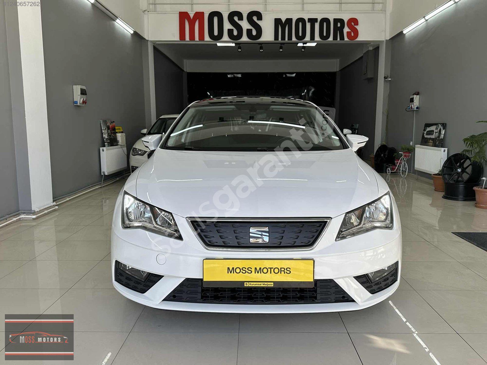 2017 YETKILI SERVIS BAKIMLI DÜŞÜK KM CAM TAVANLI OTOMATİK LEON