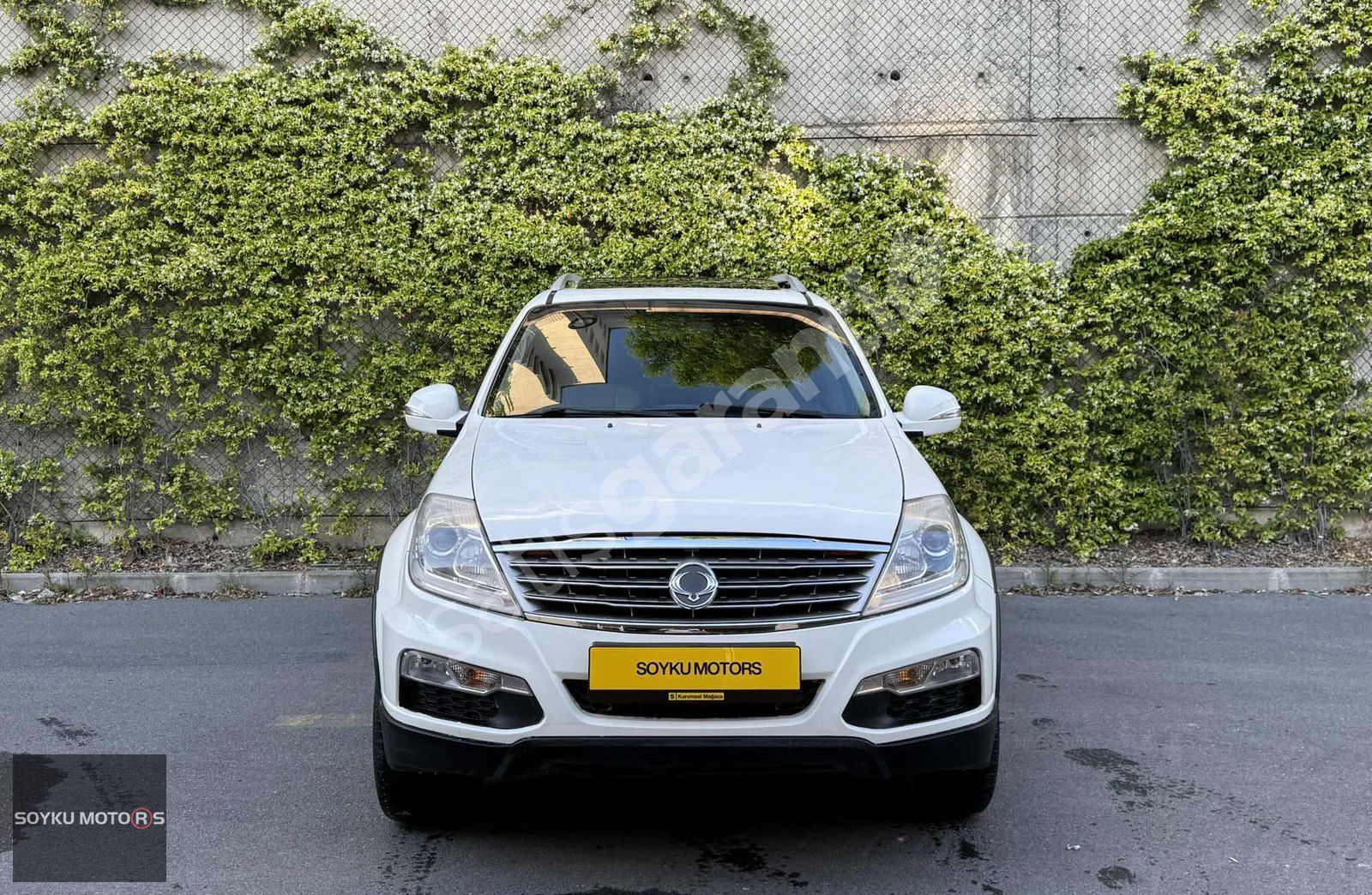 'SOYKU MOTORS' BAKIMLI DEĞİŞENSİZ EKSTRALI REXTON PLATİNUM 4x4