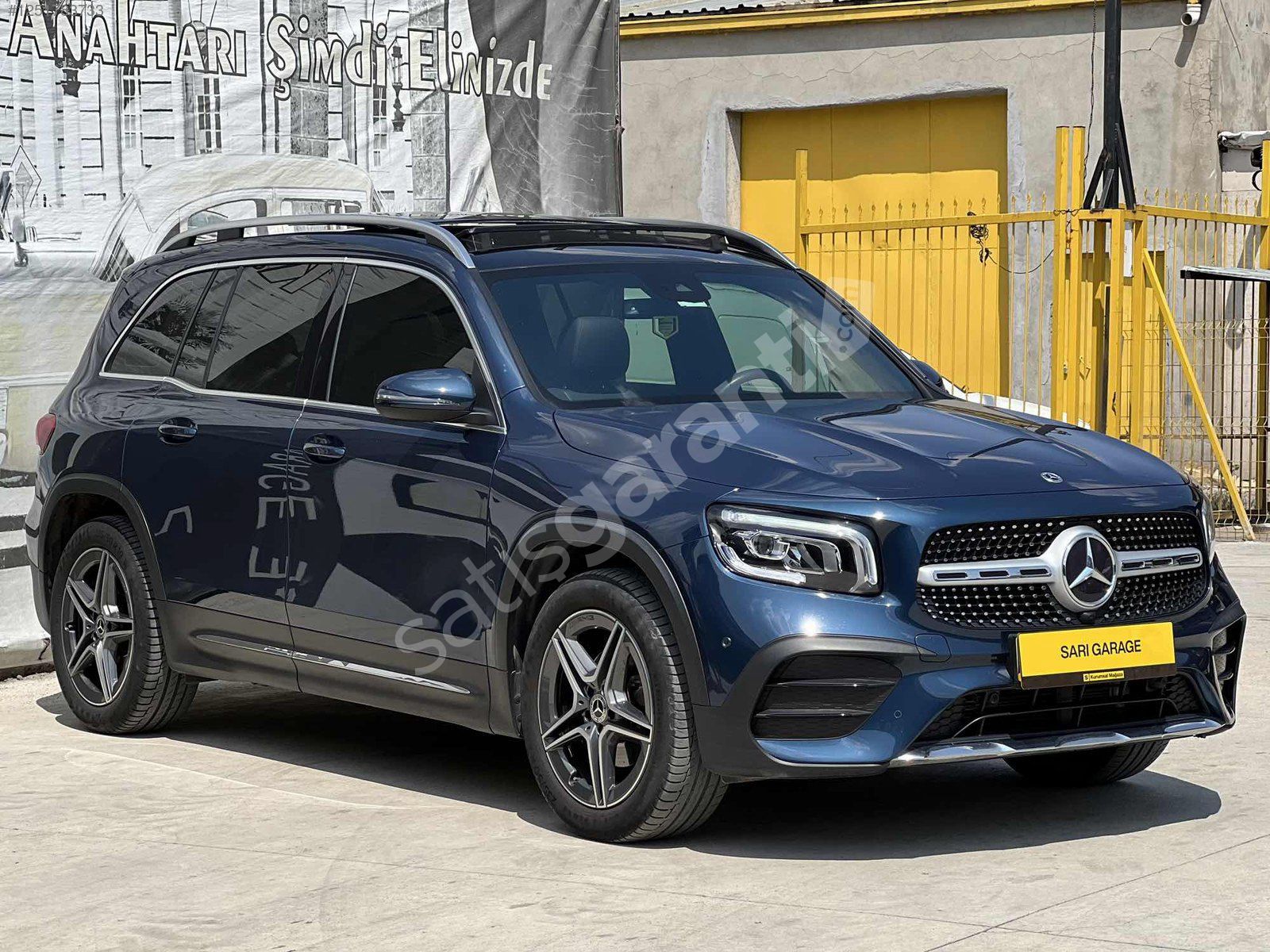 SARI GARAGE'DAN 22 ÇIKIŞLI HATASIZ ÖZEL RENK YETKİLİ SERVİS GLB