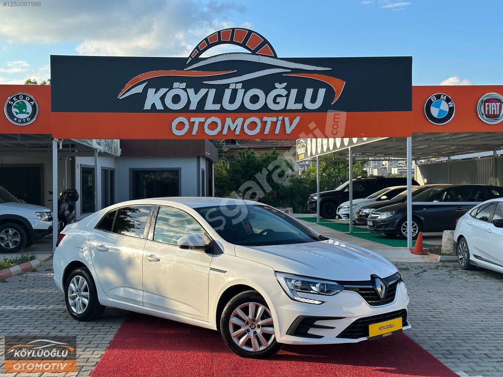 "KÖYLÜOĞLU OTOMOTİV" 2021 HATASIZ BOYASIZ MEGANE 4 EDC TESLA