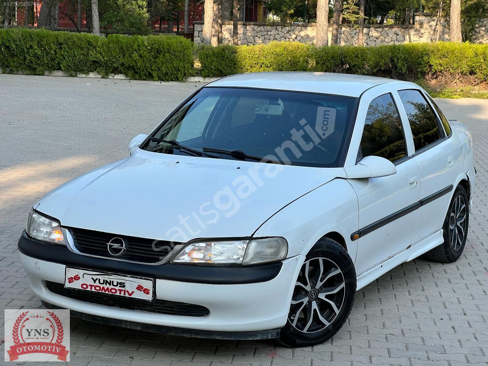 FULL BAKIMLI CD KASA EMSALSİZ TEMİZLİKTE 98 VECTRA