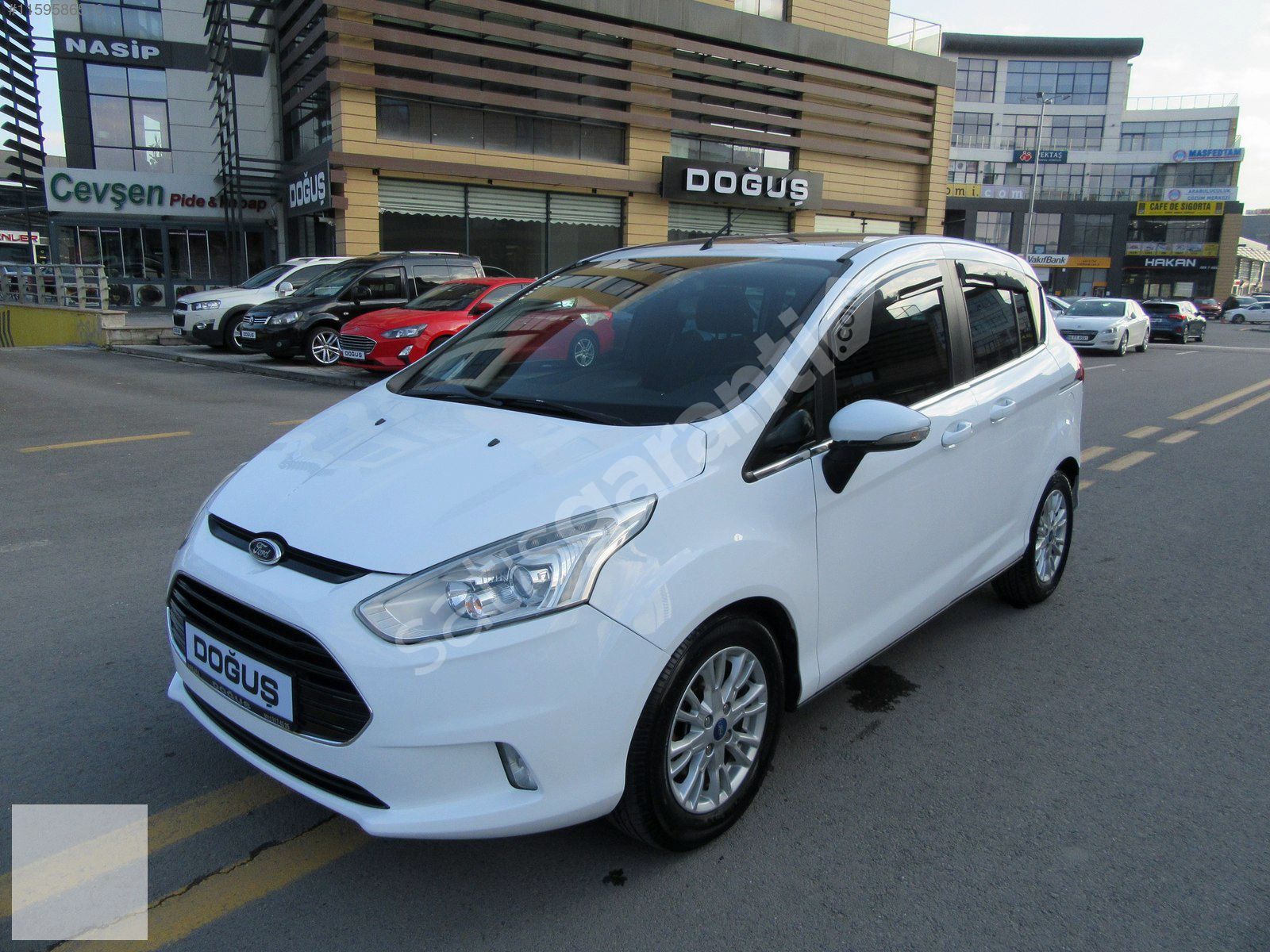DOĞUŞ'DAN 2013 B MAX TİTANİUM CAM TAVAN +KREDİ İMKANI+