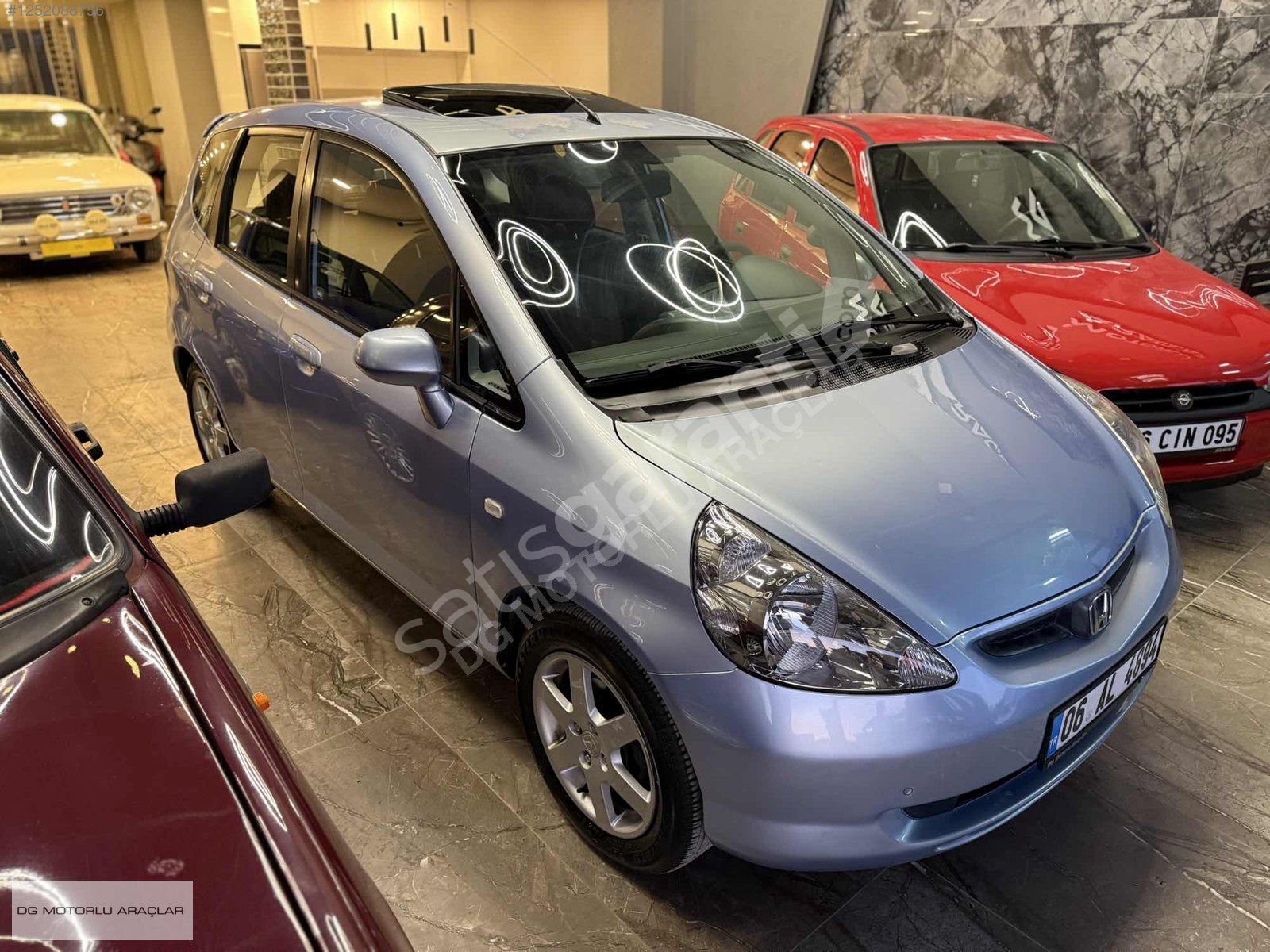 -DG- OTOMATİK VİTES SUNROOF DÜŞÜK KM BAKIMLI TERTEMİZ JAZZ