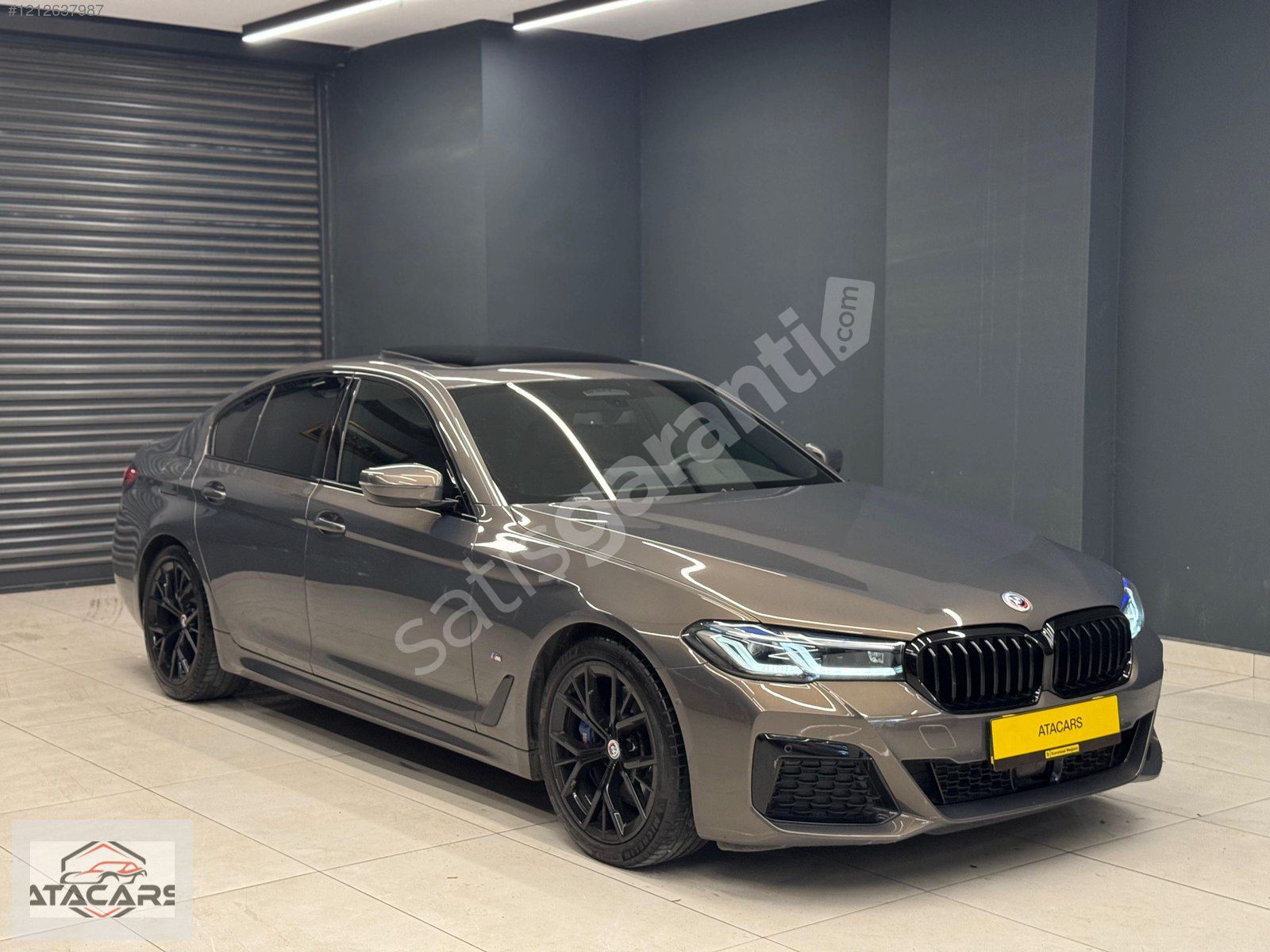 ATA-CARS BMW 520İ 50. YIL ÖZEL ALVİTE RENK 36 AY KREDİ İMKANI