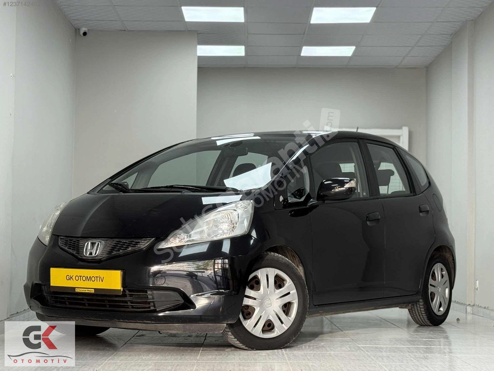 GK OTOMOTİV'DEN 2011 MODEL HONDA JAZZ 1.4 JOY PLUS OTOMATİK
