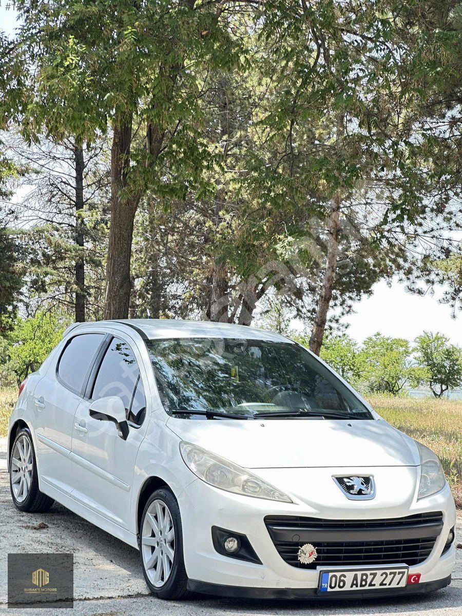 2011 MODEL.. PEUGEOUT 207.. HATASIZ.. TERTEMİZ.. FULL BAKIMLI..