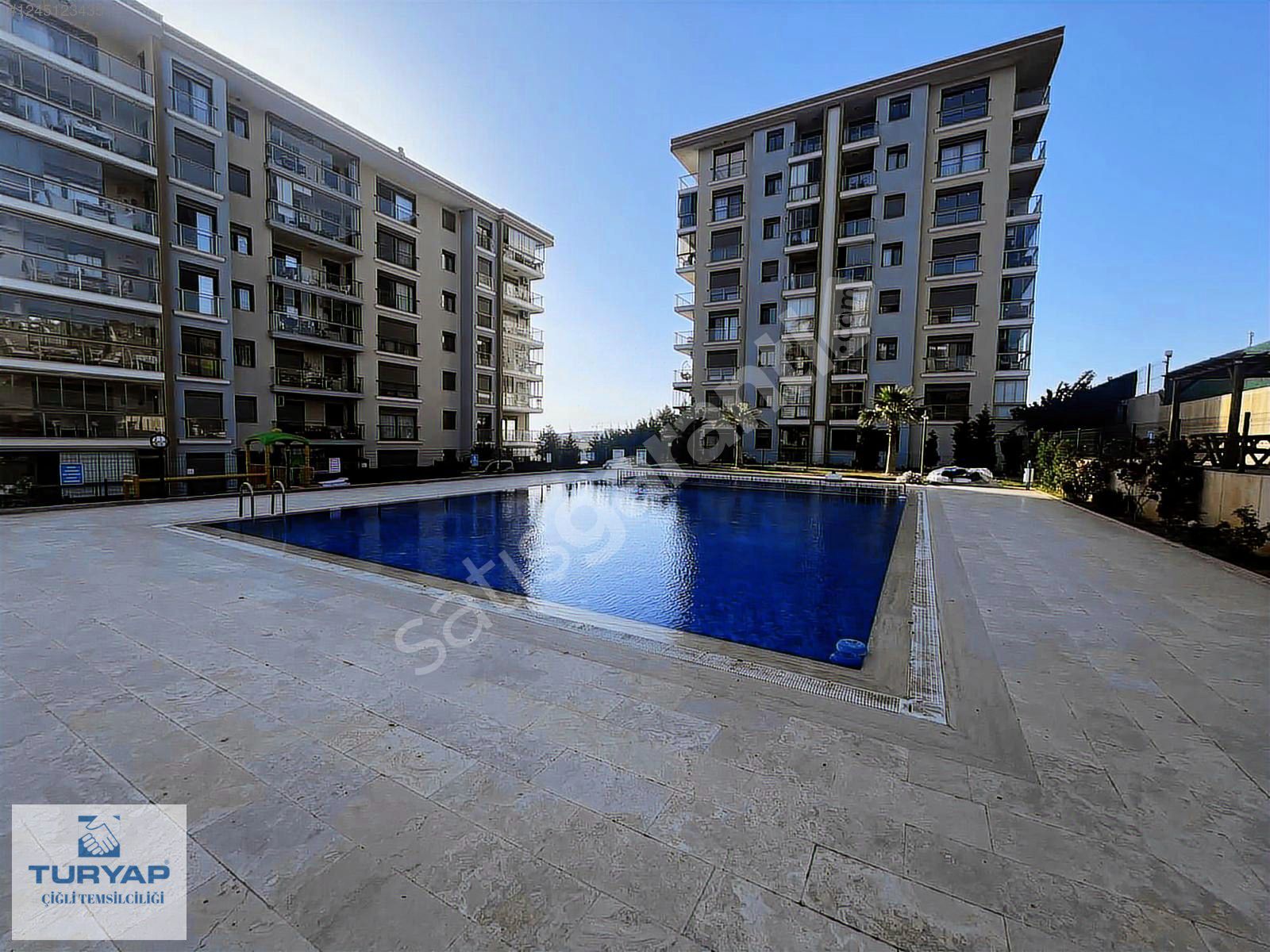 Çiğli İnönü Mahallesi Marka 270 Sitesi'nde Satılık 2+1 Daire