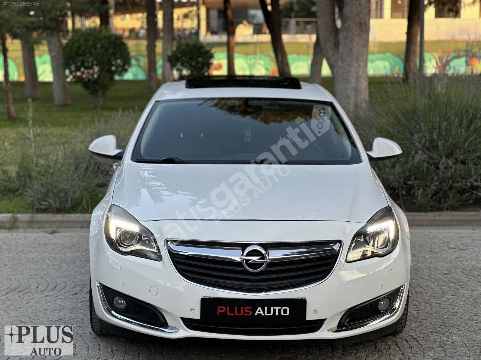 PLUS AUTO'DAN SANROOFLU OPEL İNSİGNİA 1.6CTDI COSMA FULL+ FULL