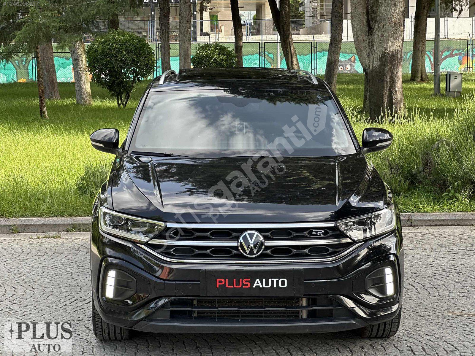 PLUS AUTO'DAN VOLKSWAGEN T-ROC 1.5 TSI R LİNE CAM TAVANLI