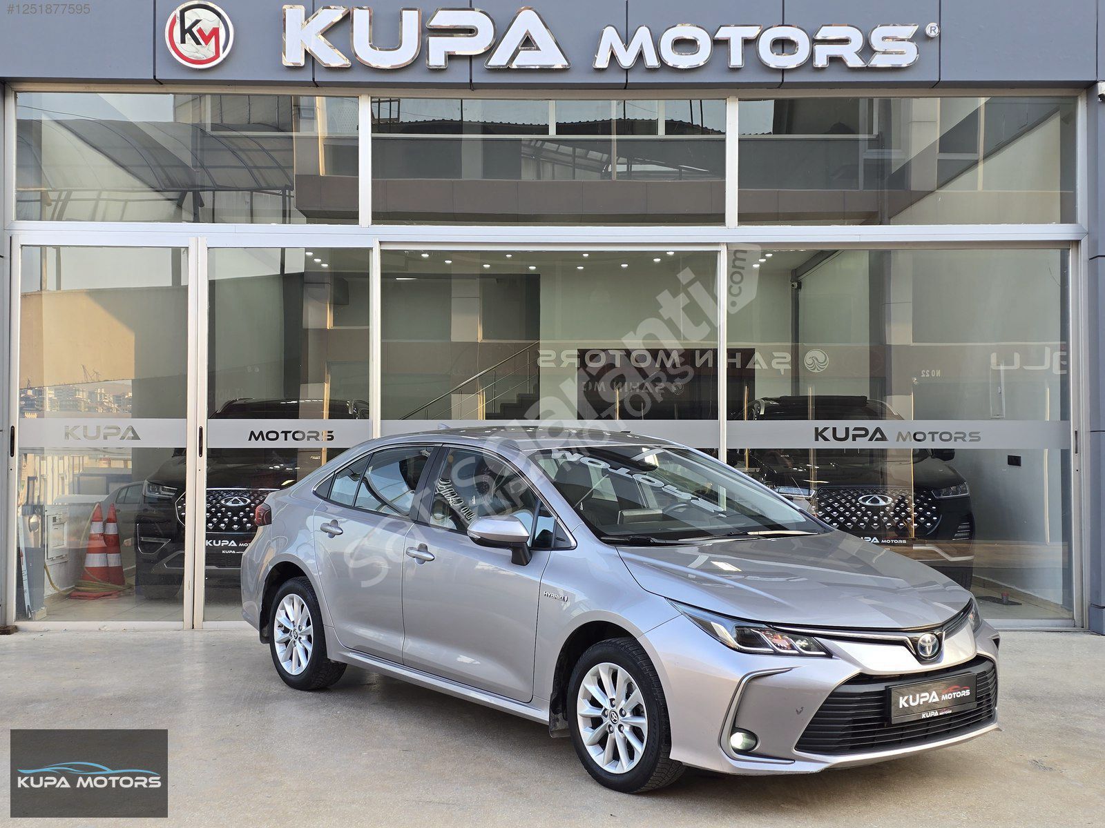 KUPA MOTORS'DAN 2021 COROLLA 1.8 HYBRİD DREAM E-CVT BOYASIZ