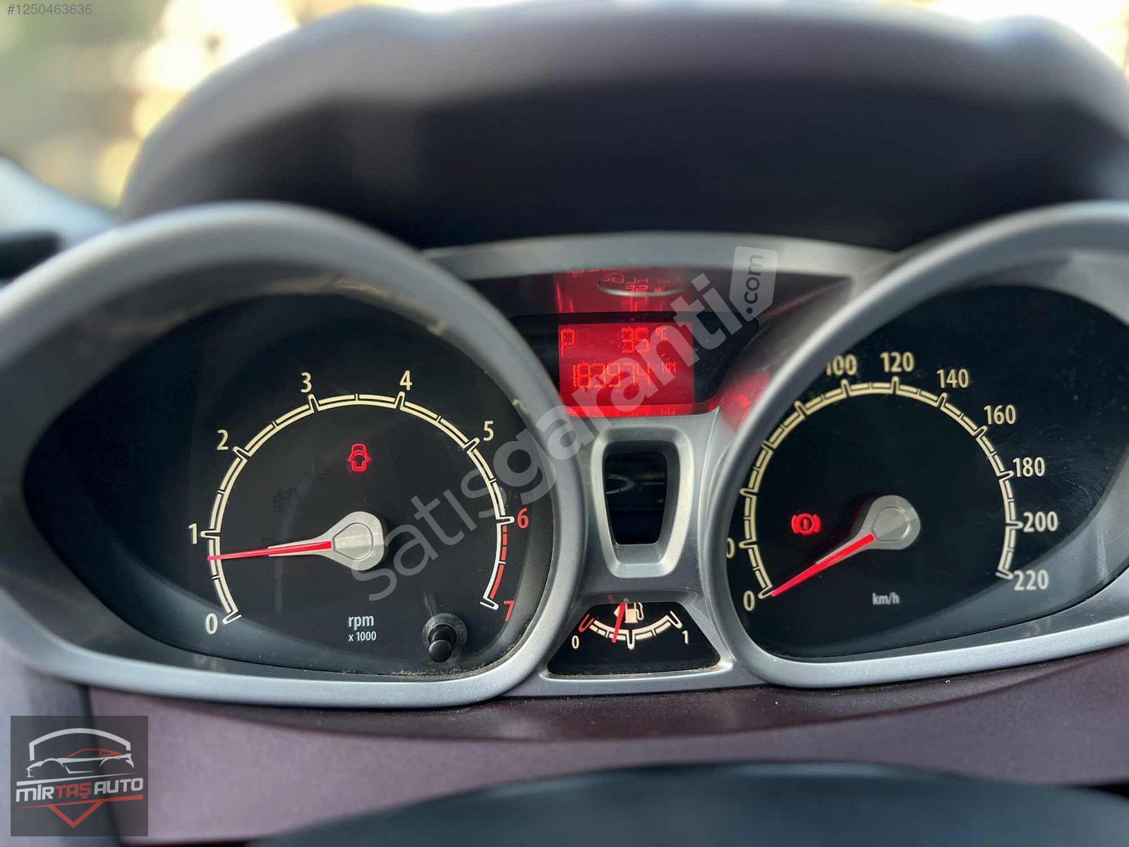 2011 FİESTA TİTANİUM 185BİNDE TAM OTOMATİK 3 BOYA