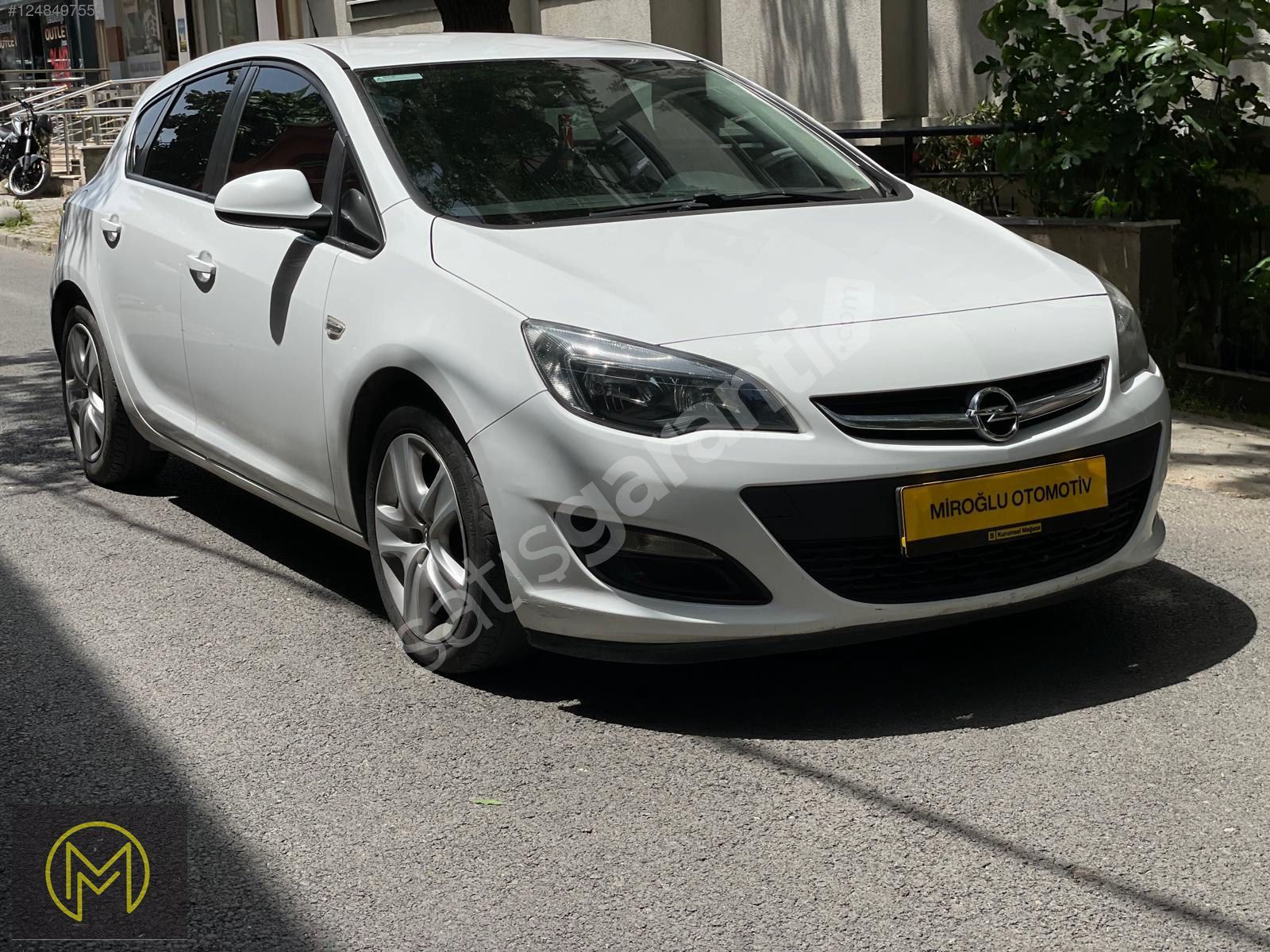 %30 PEŞİNATLA ELDEN SENETLİ 1.73 VADE FARKI İLE OPEL ASTRA