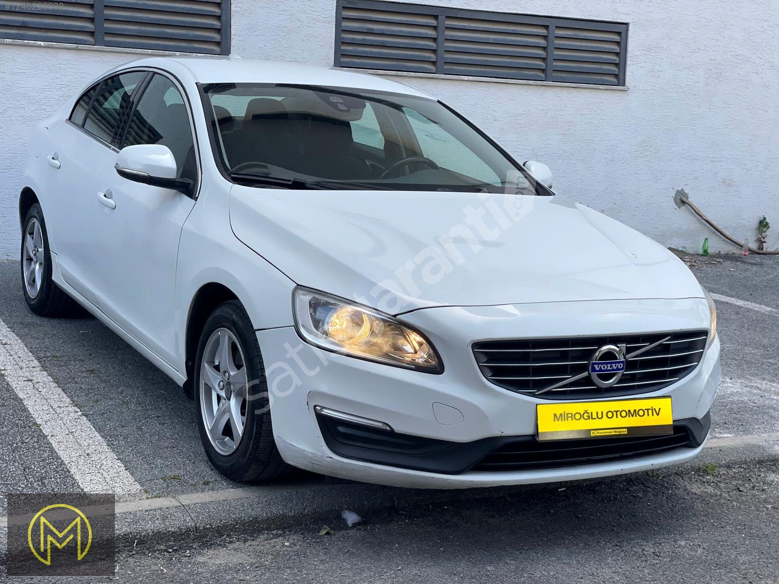 %30 PEŞİNATLA ELDEN SENETLİ 1.73 VADE FARKI İLE VOLVO S60