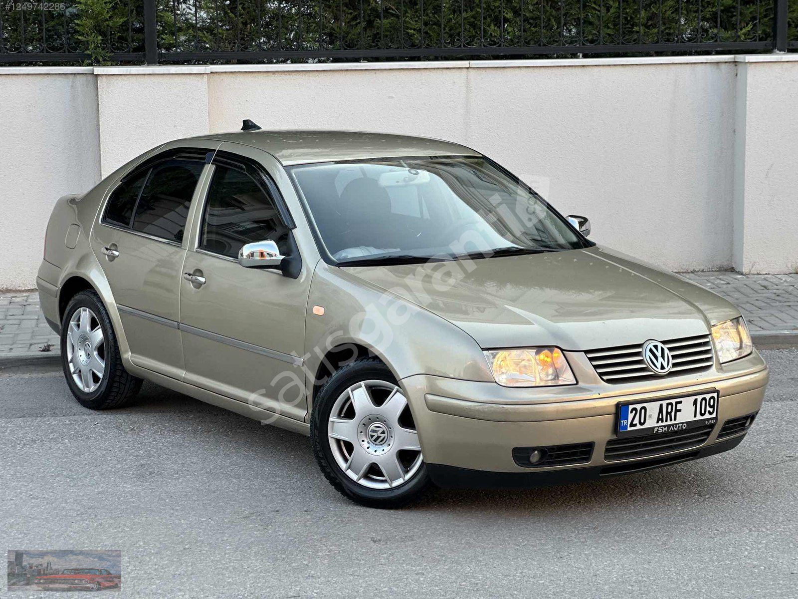 ÇAKIR OTOMOTİV'DEN DEĞİŞENSİZ 2001 MODEL COMFORTLİNE BORA