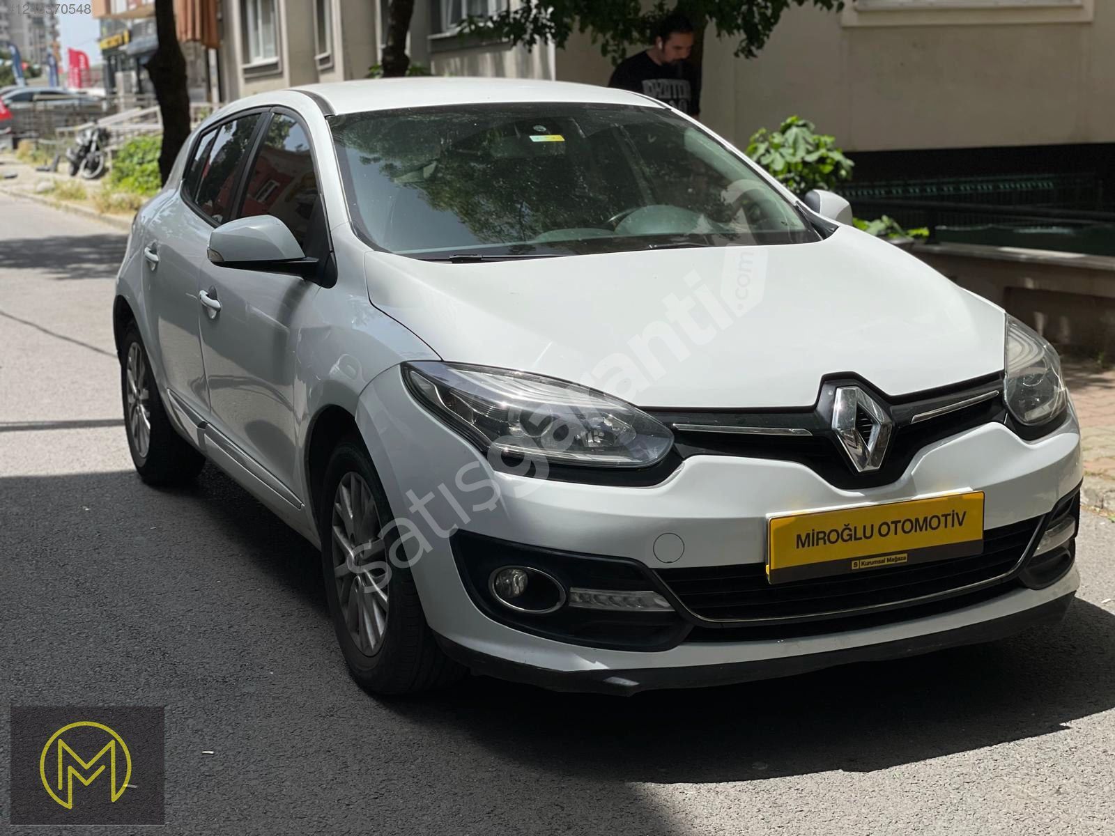 %30 PEŞİNATLA ELDEN SENETLİ 1.73 VADE İLE MEGANE