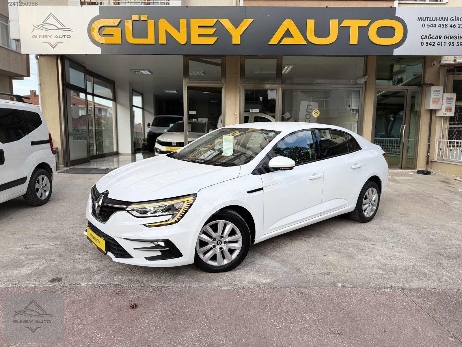 2022 MODEL 60.000 KM'DE MEGANE-TAKAS OLUR