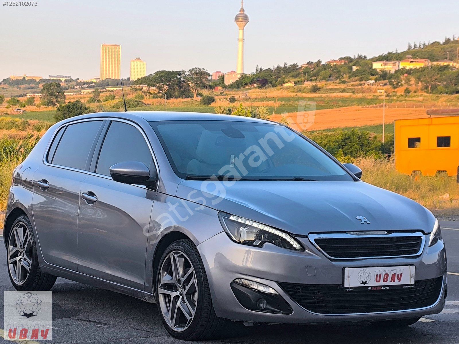 UBAY AUTO/YENİ KASA/CAM TAVAN/DÜSÜK KM/KARTA 12 TAKSİT/TAKAS