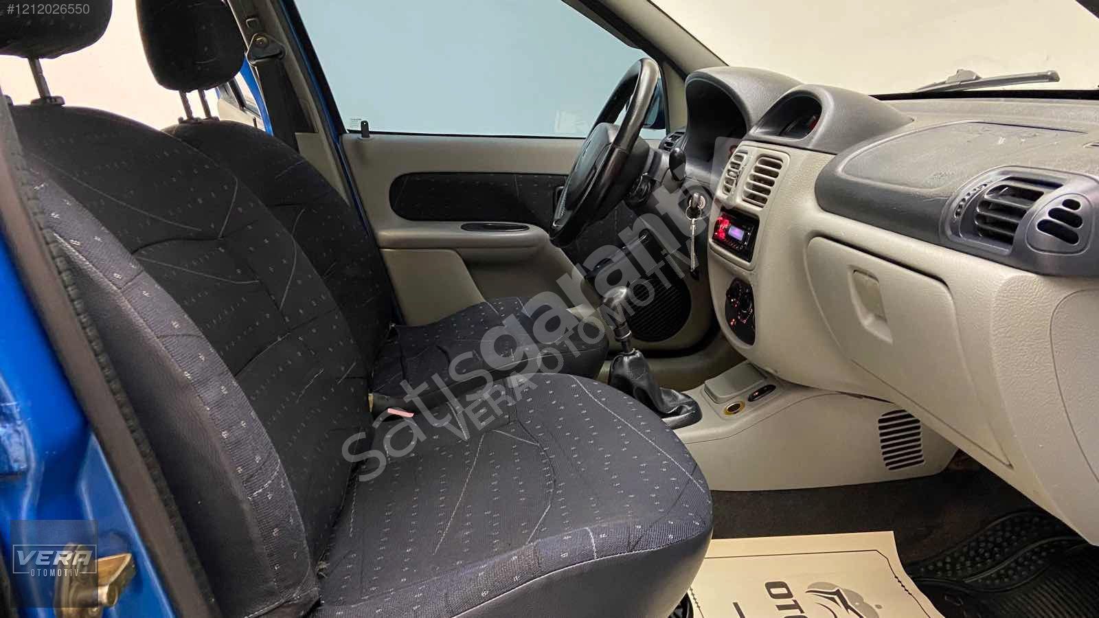 VERA OTOMOTİV'den 2002 CLIO 1.6 SEDAN DYNAMIC KLİMALI DEĞİŞENSİZ