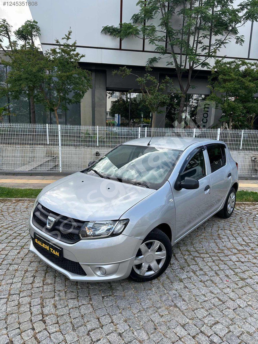 GALERİ TAN'DAN K.KARTI TAKSİTLE SANDERO 1.5 DCİ HATASIZ BOYASIZ