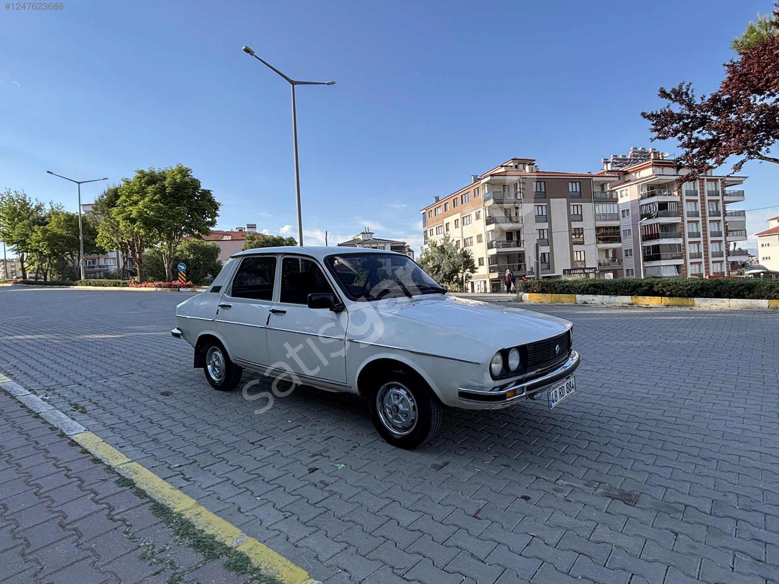 BİNİCİYE TEMİZ RENAULT 12