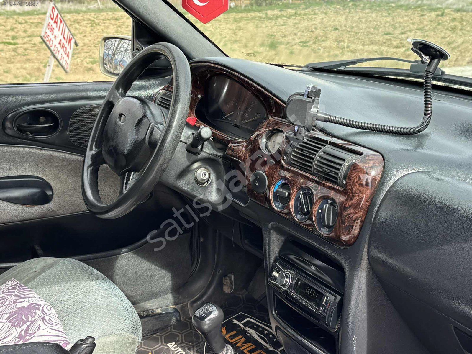 FORD ESCORT 1.6 GHİA