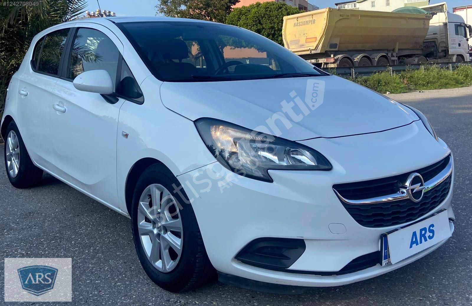 Opel Corsa 1.2 Twinport Essentia - Kredi Kartına 12 Taksit