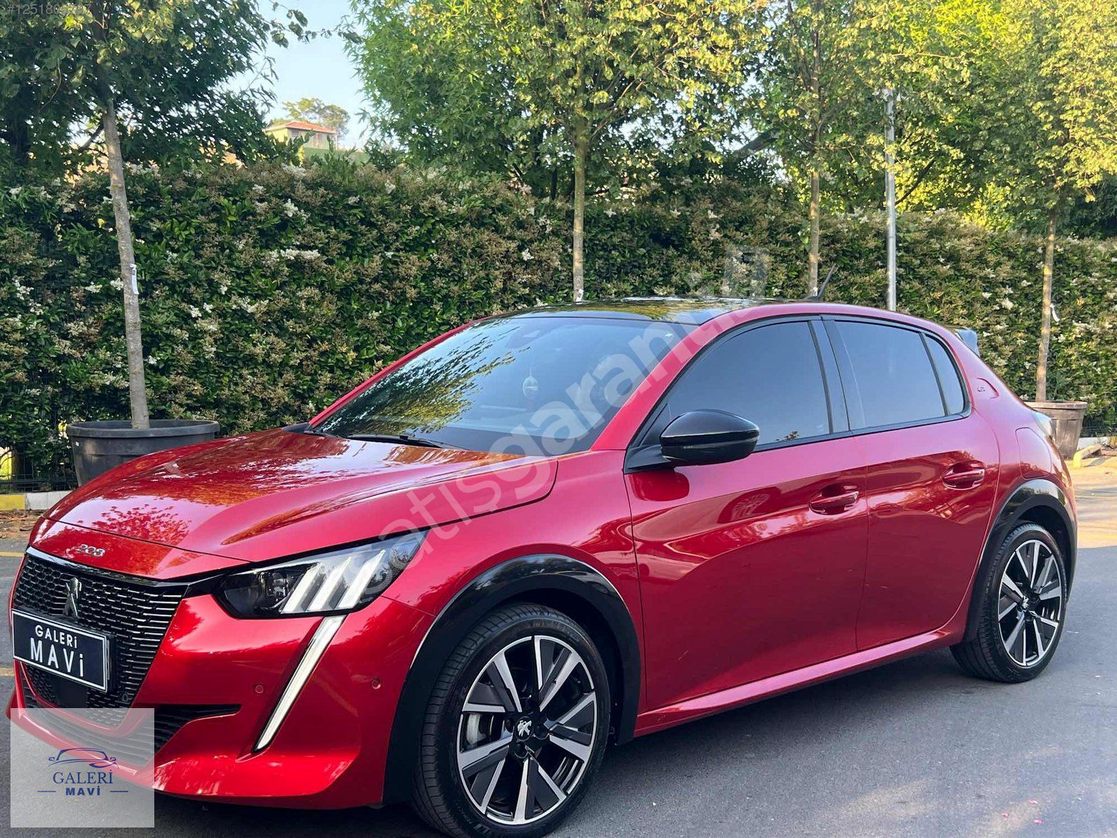 GALERİ MAVİ'DEN 2023 PEUGEOT 208 1.2 PURETECH GT CAM TAVAN