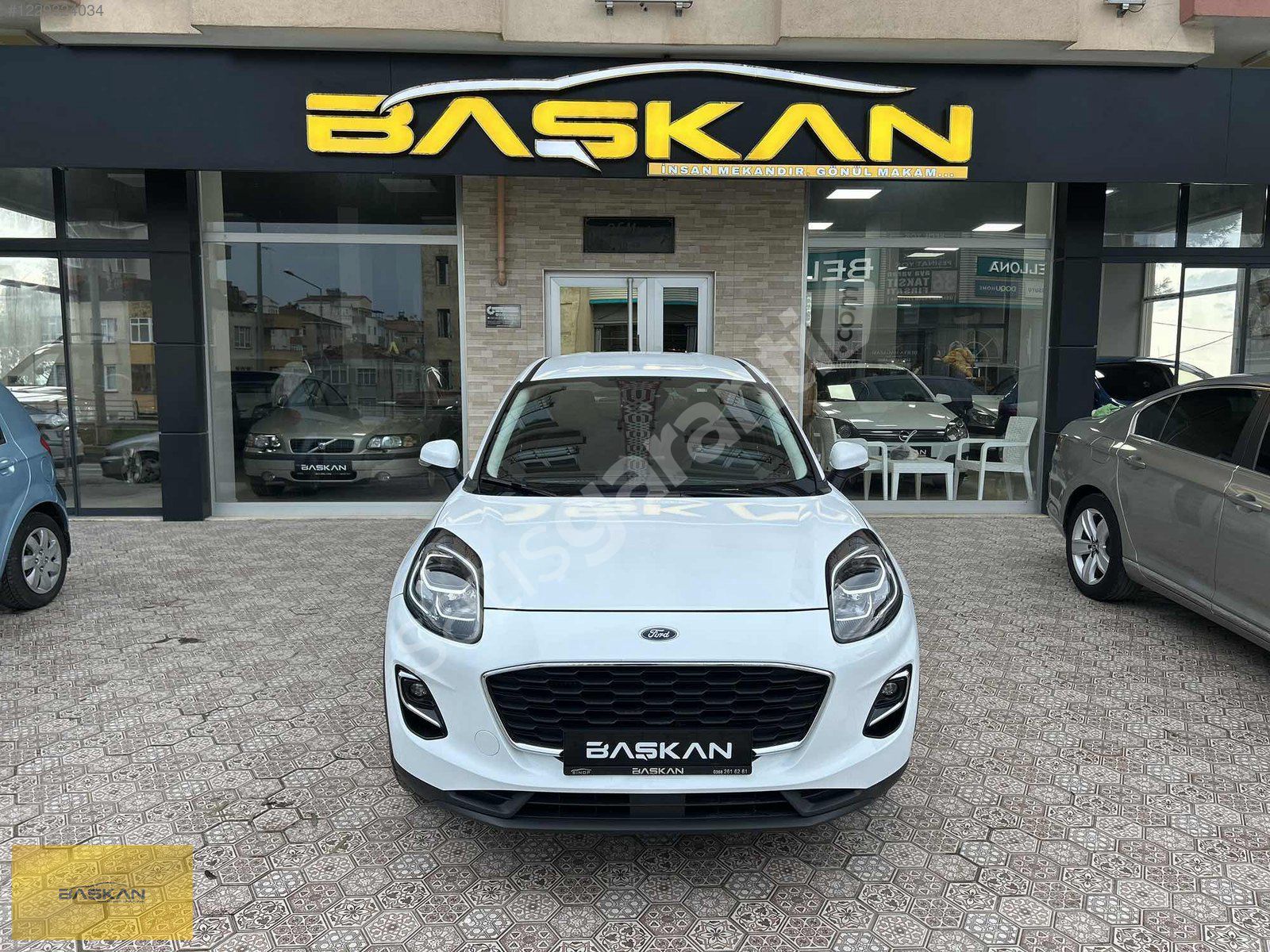 BOYASIZ 2023 FORD PUMA 1.0 STYLE 46.000 KM K.K 12 AY TAKSİT