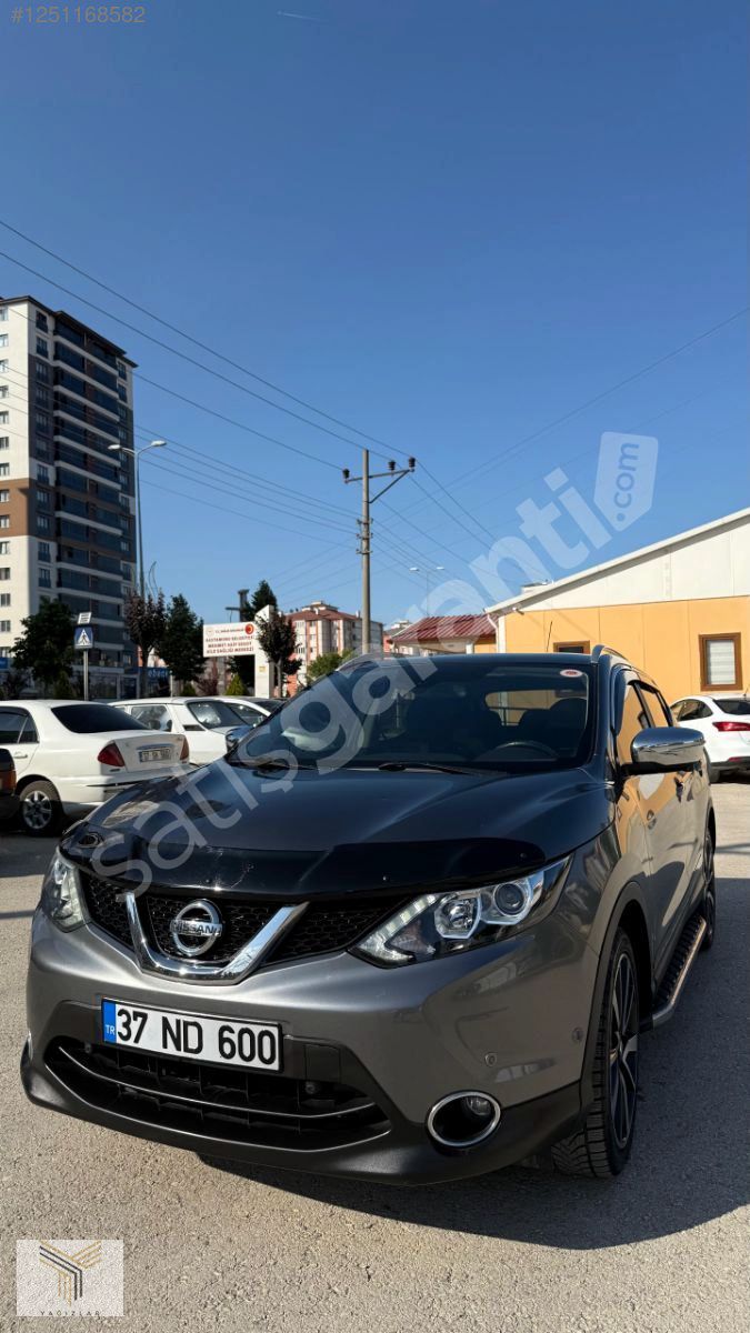 YAĞIZLAR OTOMOTİVDEN TEMİZ NİSSAN QASHQAI