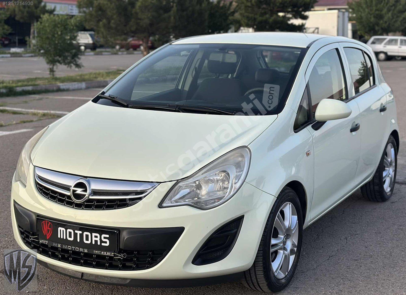 MS MOTORS GÜVENCESİYLE EMSALSİZ YENİ KASA DÜŞÜK KM ÖZEL RENK