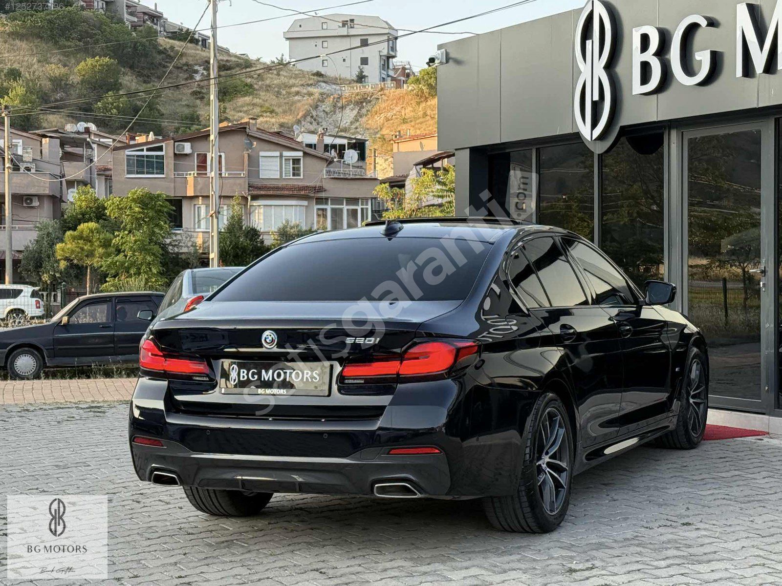 BG&Gültekin 2022 BMW 520i M Sport Carbon 55.000 Km'de "Boyasız"