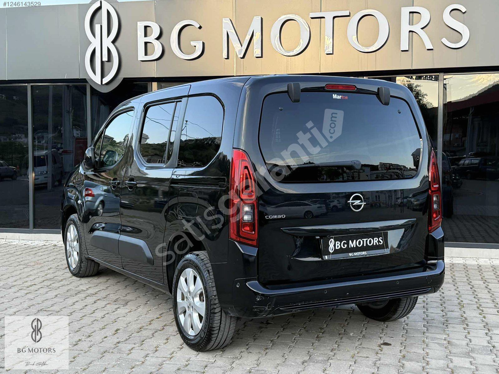 BG&GÜLTEKİN 2022 Opel Combo Elegance 20.000Km'de "Boyasız"
